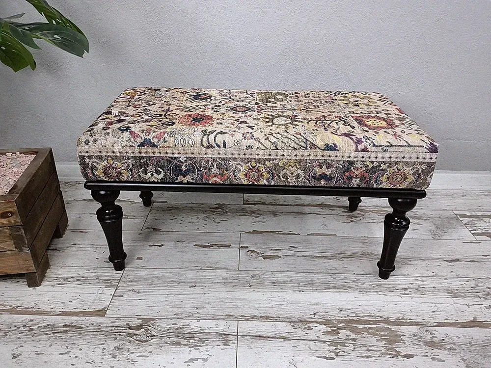 Dining bench, Upholstered bench, Farmhouse bench, End of bed bench, Coffee table